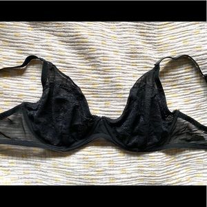 Black lace & mesh lightly lined bra